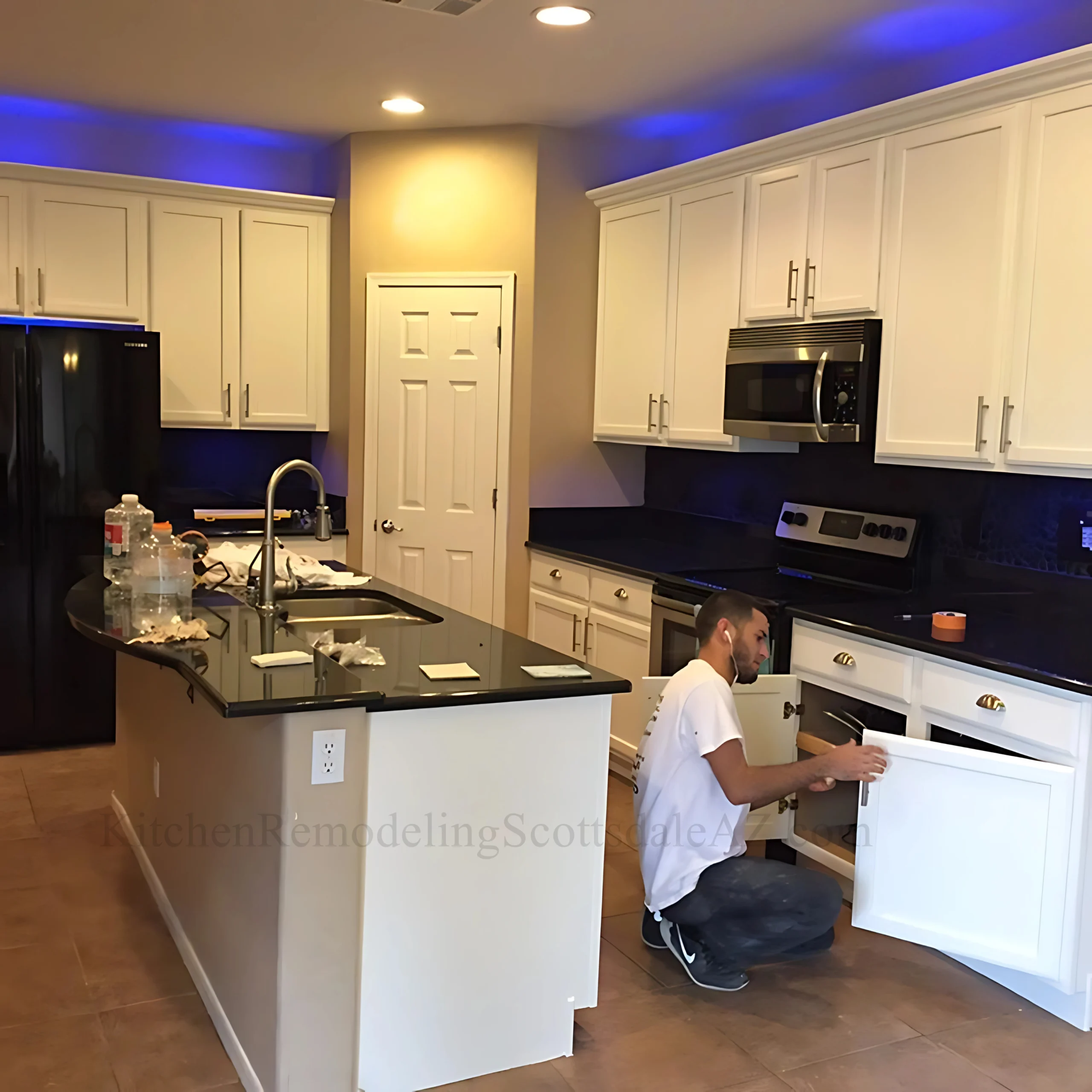 Cabinet Repair Services in Scottsdale, AZ​