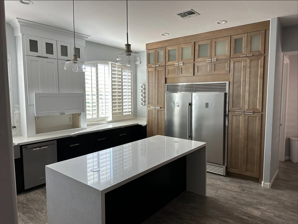 Custom Kitchen Cabinets